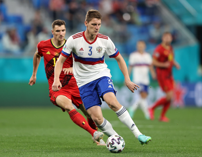 今晚体能课后，纽约尼克斯主帅复盘备战国王杯，质疑声仍在，高层口径保持一致的简单介绍