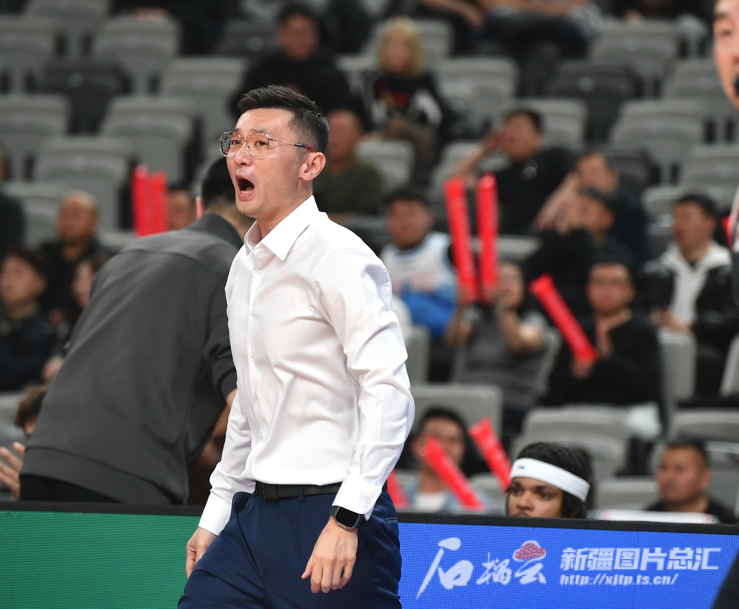 新疆广汇迎荷甲关键赛；窗口期外线爆发；目标明确；训练强度明显提升的简单介绍